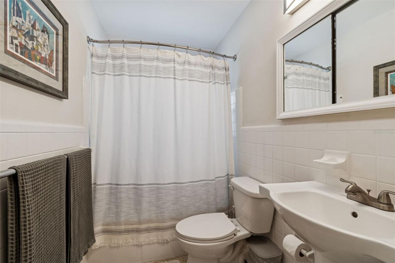 2000 Serpentine Circle S, Saint Petersburg, FL 33712 Photo