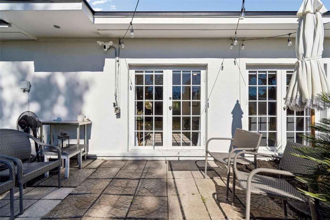 2000 Serpentine Circle S, Saint Petersburg, FL 33712 Photo