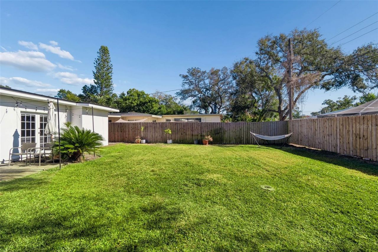 2000 Serpentine Circle S, Saint Petersburg, FL 33712 Photo