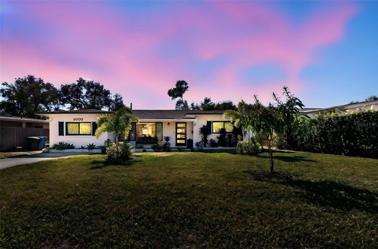 2000 Serpentine Circle S, Saint Petersburg, FL 33712 Photo