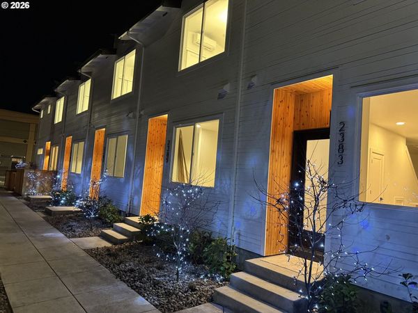 2385 SE 43rd AVE, Portland, OR 97206