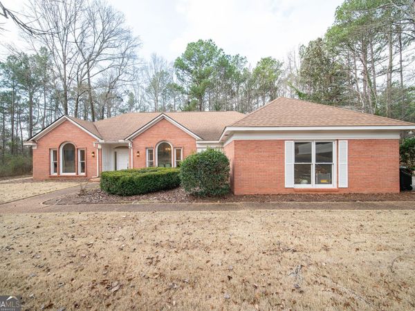 58 Sweetwater Drive, Cataula, GA 31804