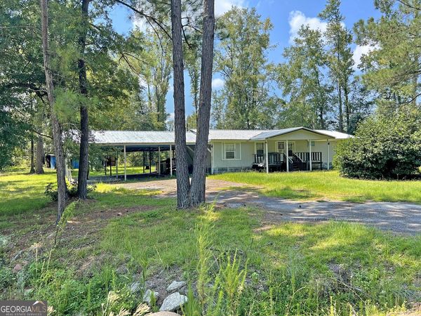 315 Garrison Street, Pembroke, GA 31321