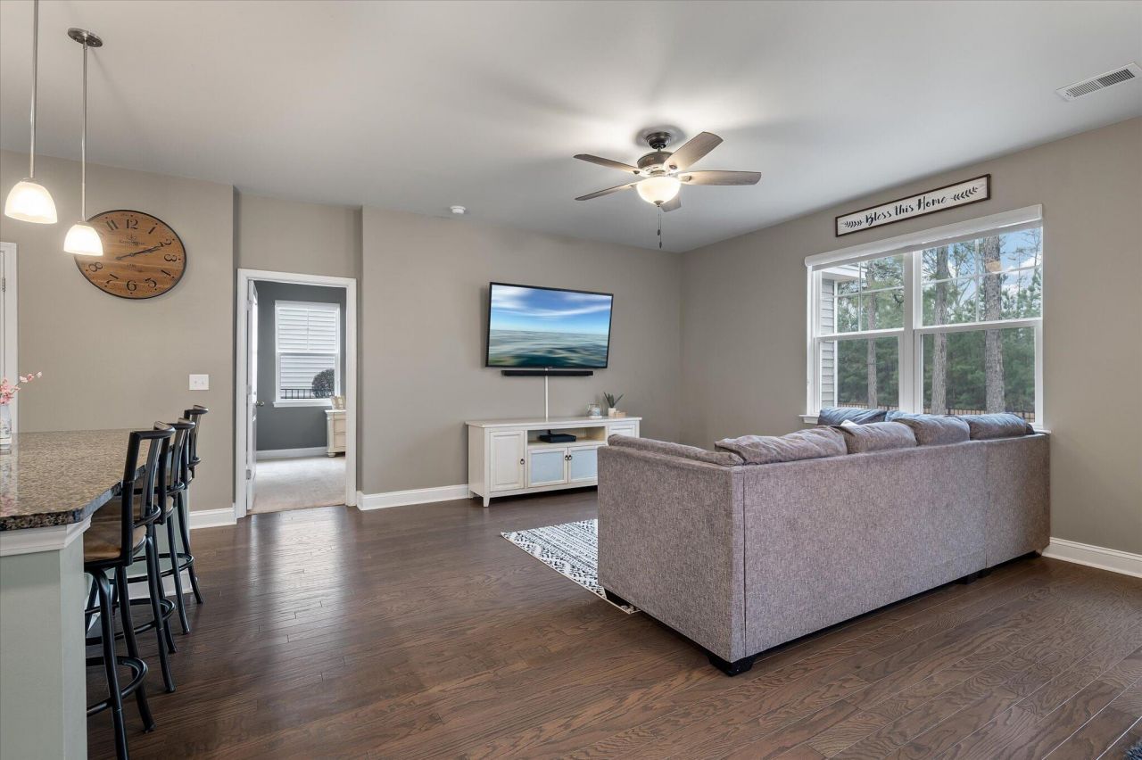 511 Kilarney Road Photo 12