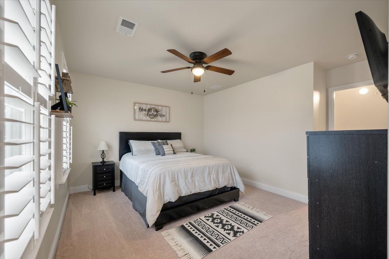 511 Kilarney Road Photo 36