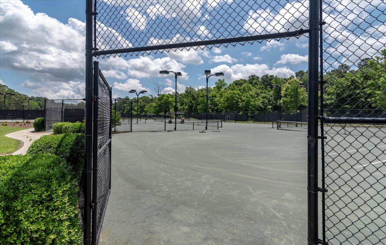 511 Kilarney Road Photo 57