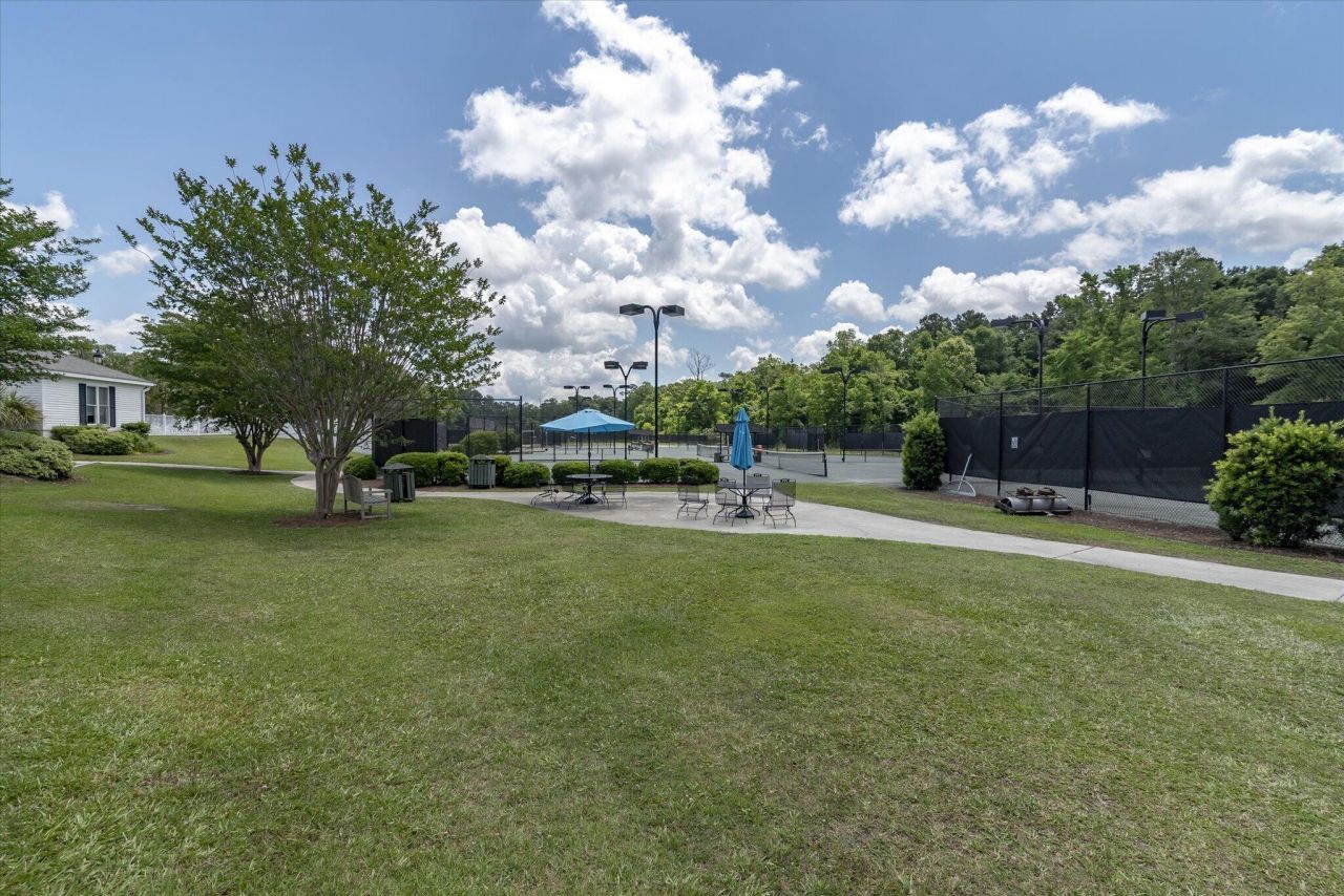 511 Kilarney Road Photo 59