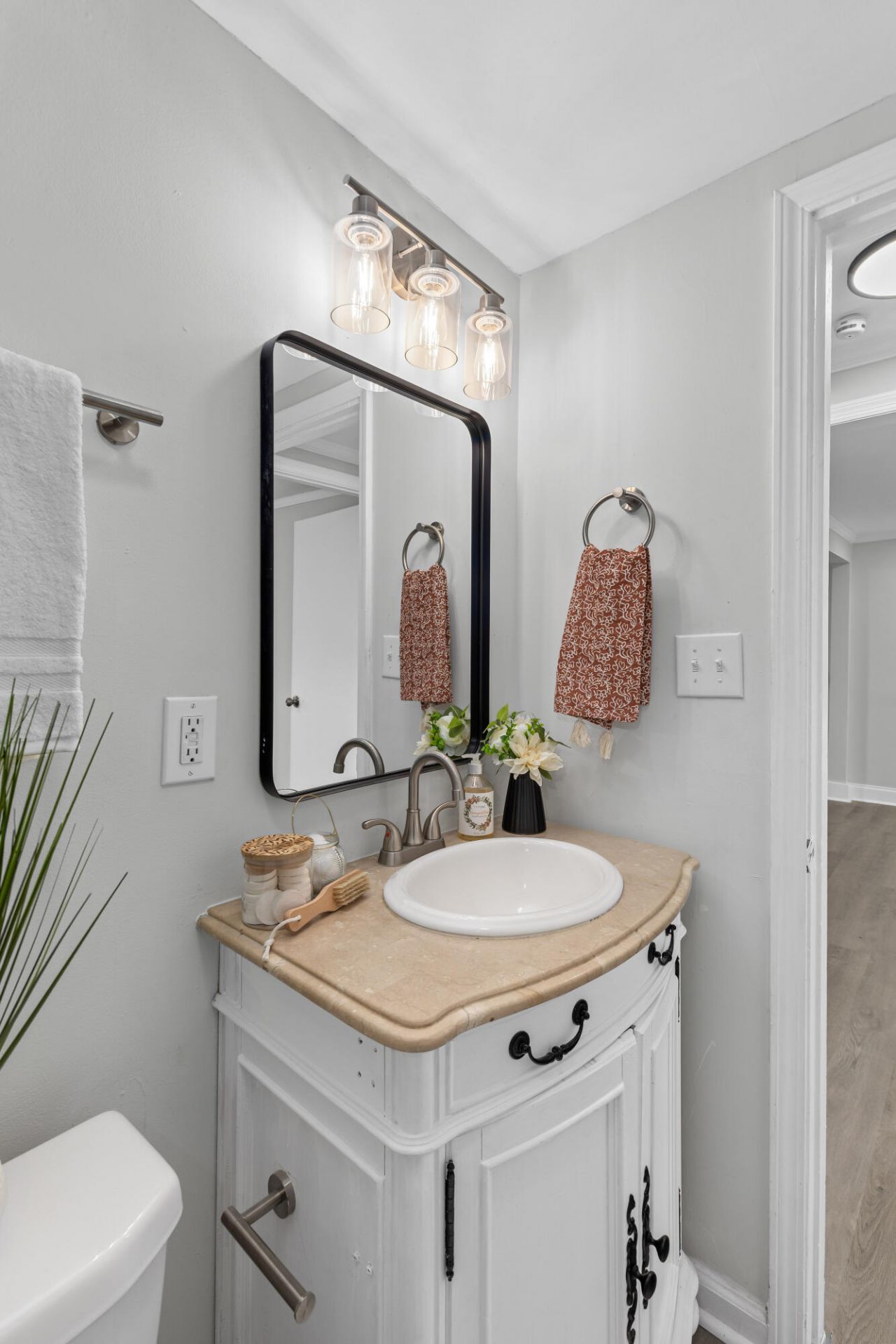 104 Atlantic Street Photo 23