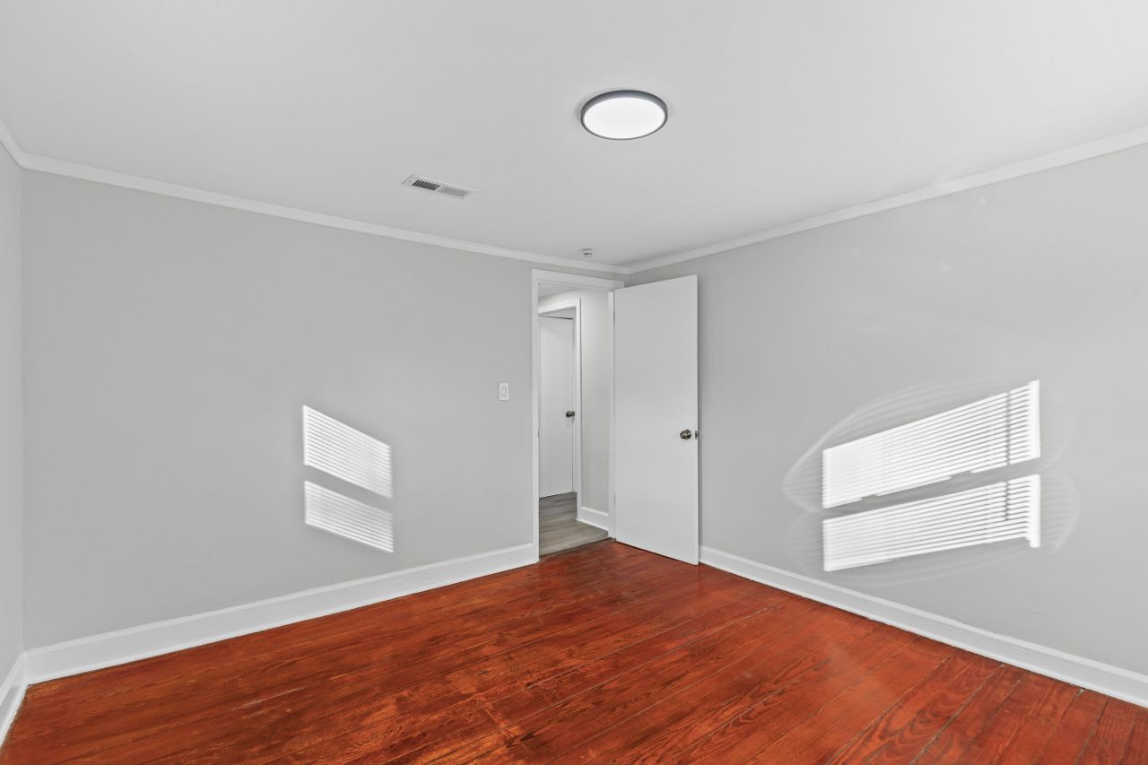 104 Atlantic Street Photo 25