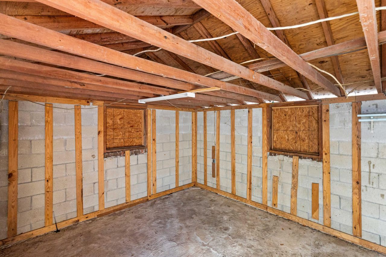 104 Atlantic Street Photo 29