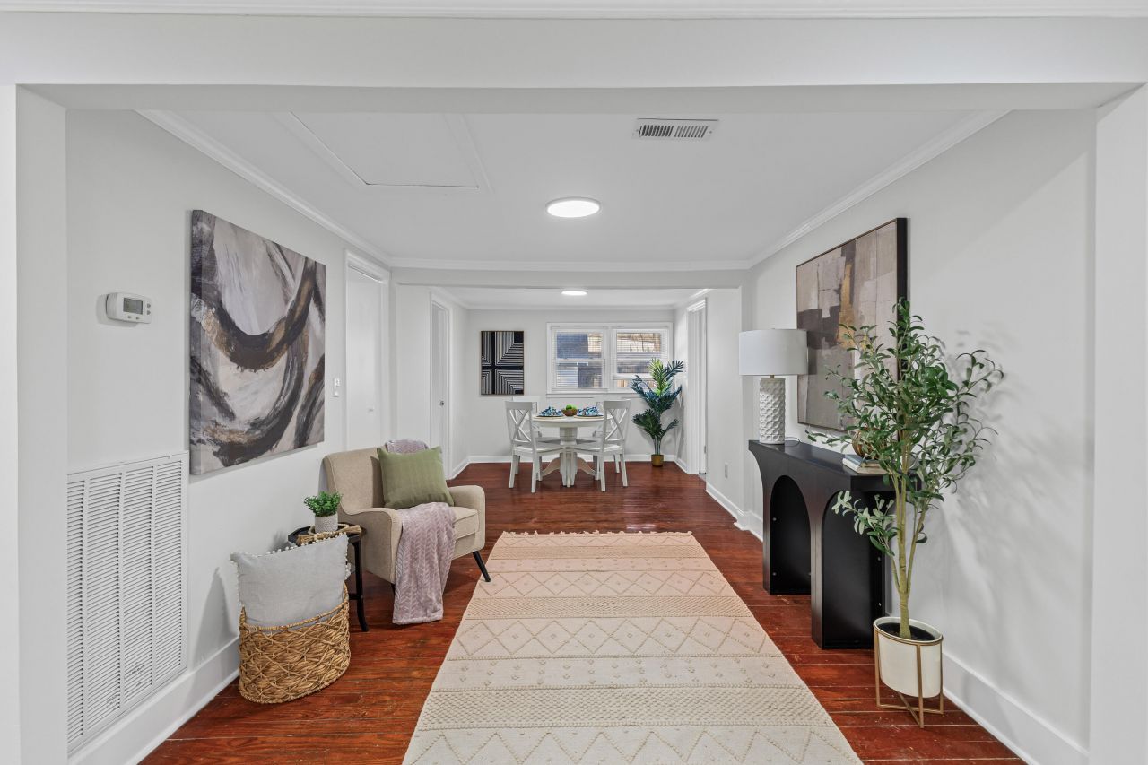 104 Atlantic Street Photo 8