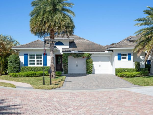 40 White Orchid Way, Indian River Shores, FL 32963