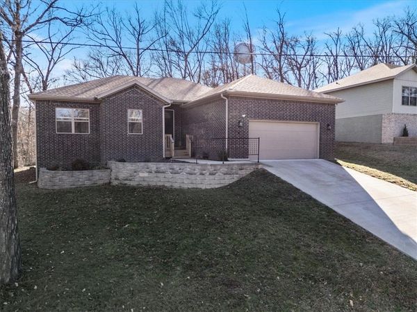 8 Leyland Drive , Bella Vista, AR 72714