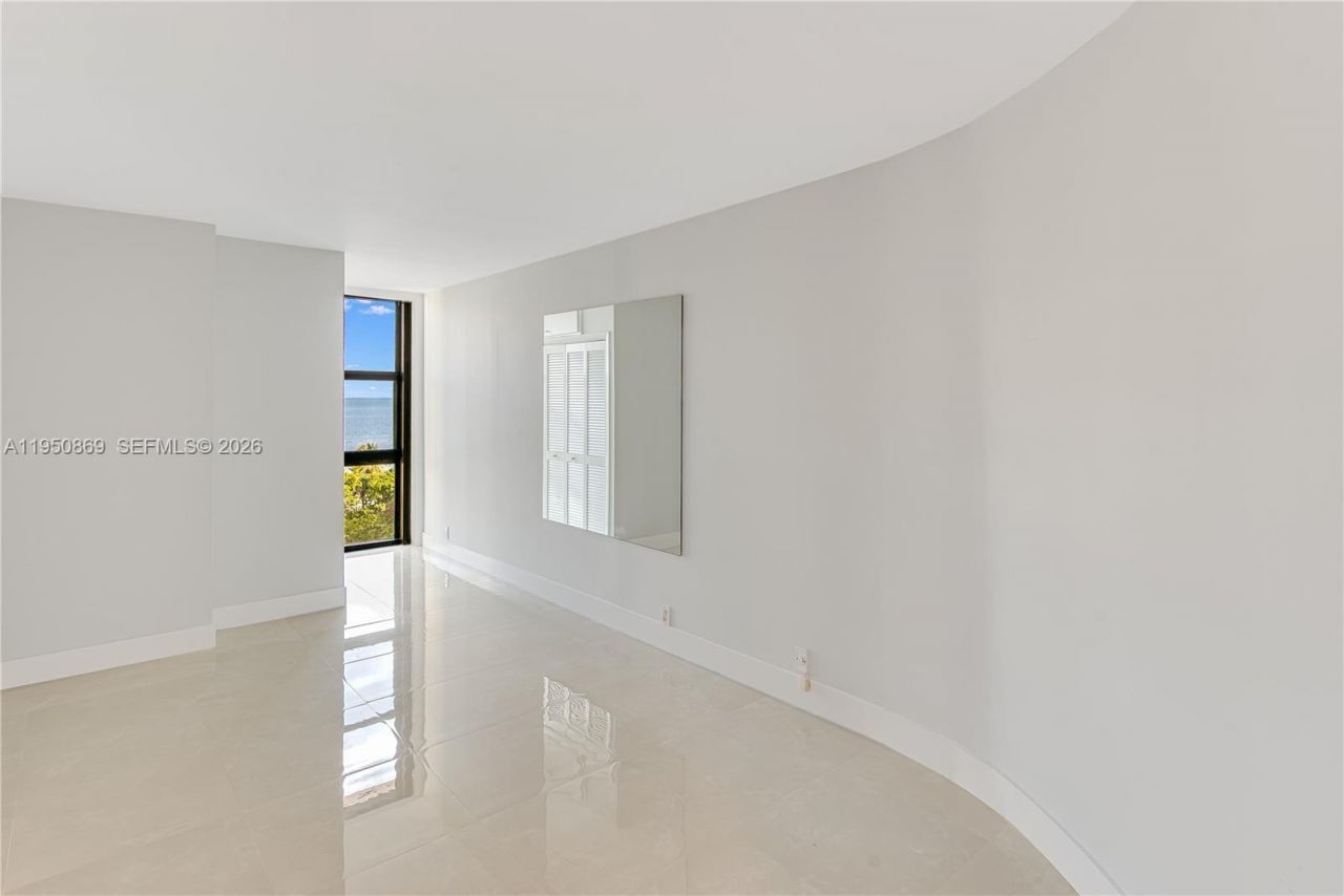 1121 Crandon Blvd, Unit F601, Key Biscayne, FL 33149 Photo