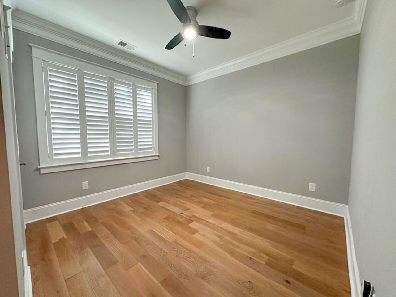 2420 Raymond Avenue Photo 15