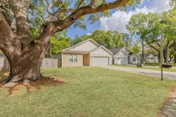 2420 Raymond Avenue photo 4