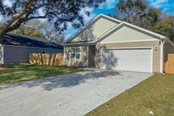 2420 Raymond Avenue photo 4