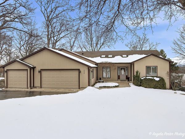 3428 KINGS LAIR Drive, Spring Grove, IL 60081