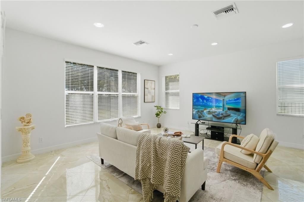 1945 Isla De Palma Cir, Naples, FL 34119 Photo