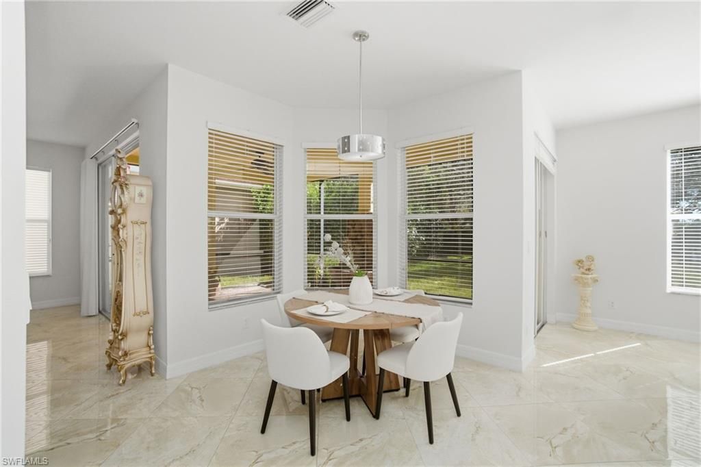 1945 Isla De Palma Cir, Naples, FL 34119 Photo