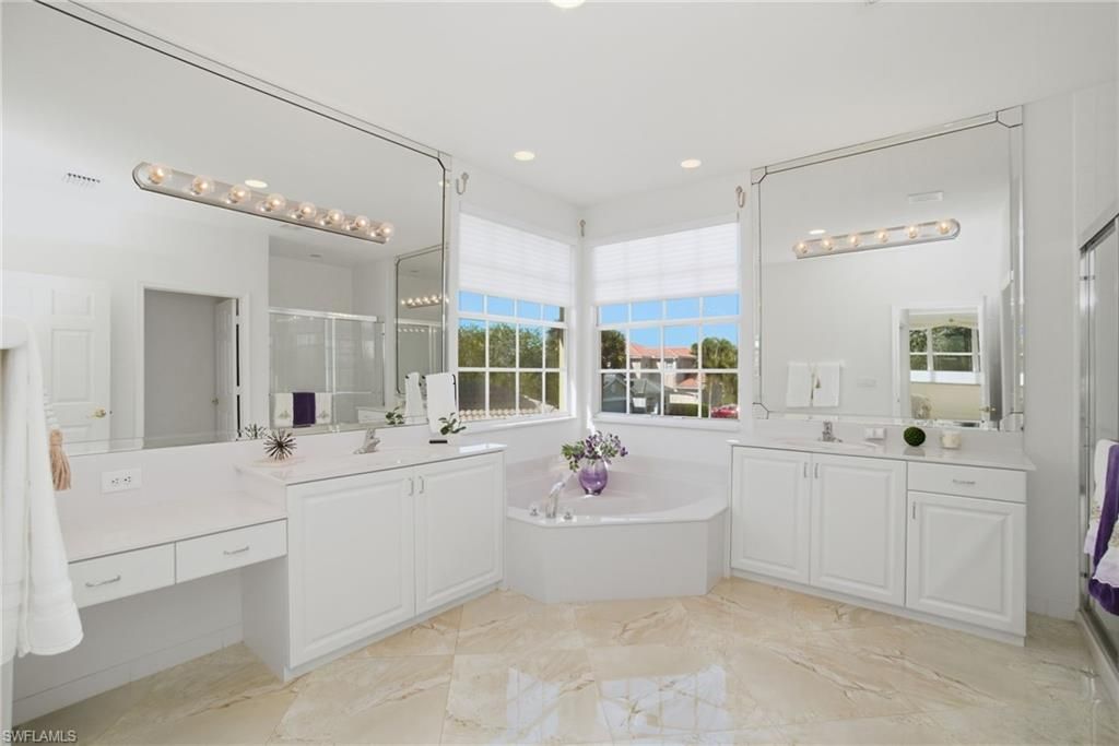 1945 Isla De Palma Cir, Naples, FL 34119 Photo