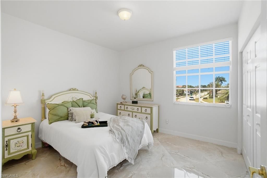1945 Isla De Palma Cir, Naples, FL 34119 Photo