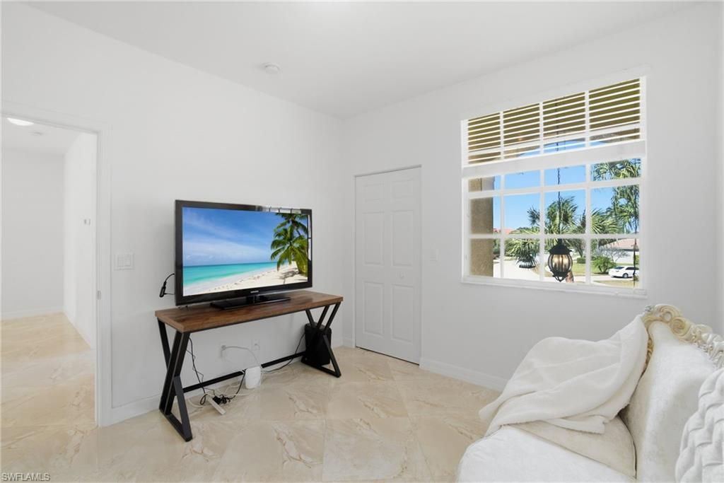 1945 Isla De Palma Cir, Naples, FL 34119 Photo