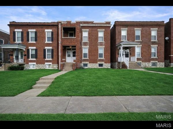 6227 Victoria Avenue, St Louis, MO 63139