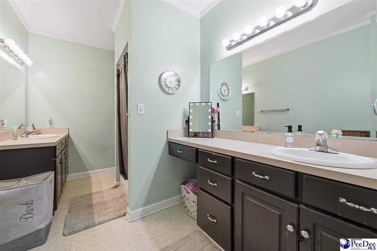 1201 Outen St Photo 22