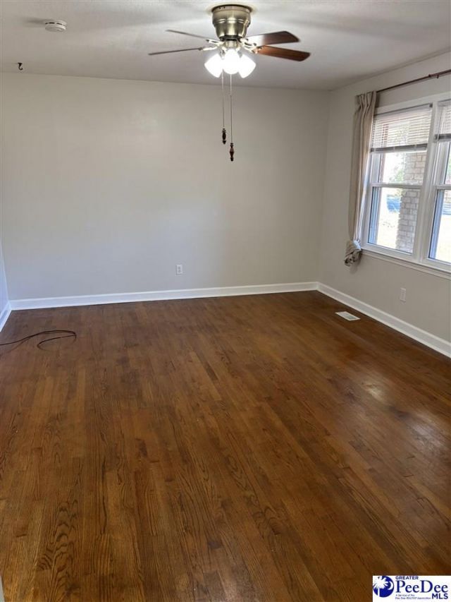 2109 Eaton Cir Photo 12