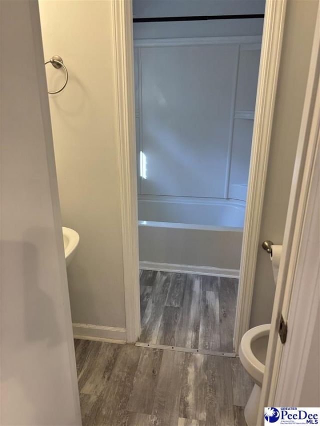 2109 Eaton Cir Photo 4