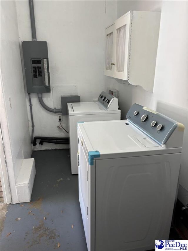 2109 Eaton Cir Photo 7