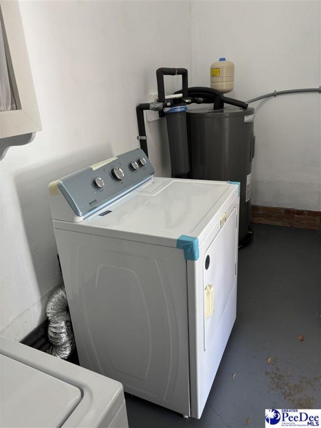 2109 Eaton Cir Photo 8