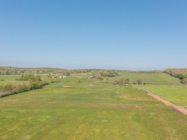 420 Chatata Valley Road, Cleveland, TN 37323