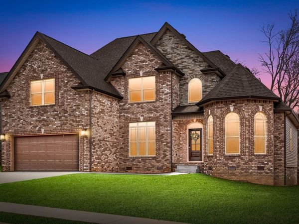 867 Burley Barn Rd , Clarksville, TN 37042