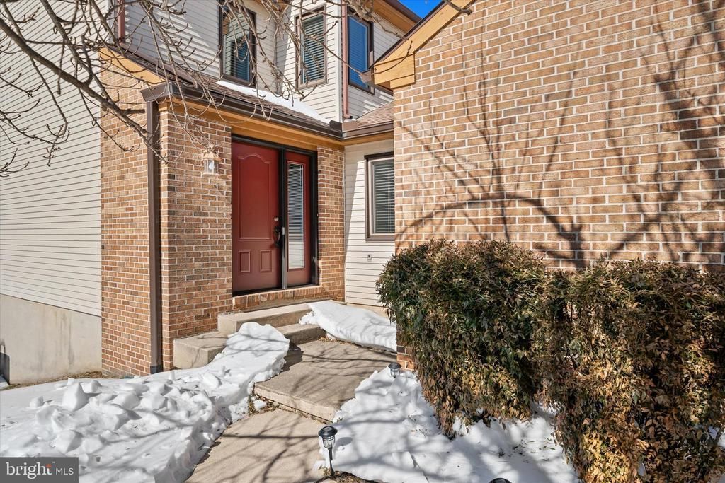 16 Kelso Court, Wilmington, DE 19808 Main Photo