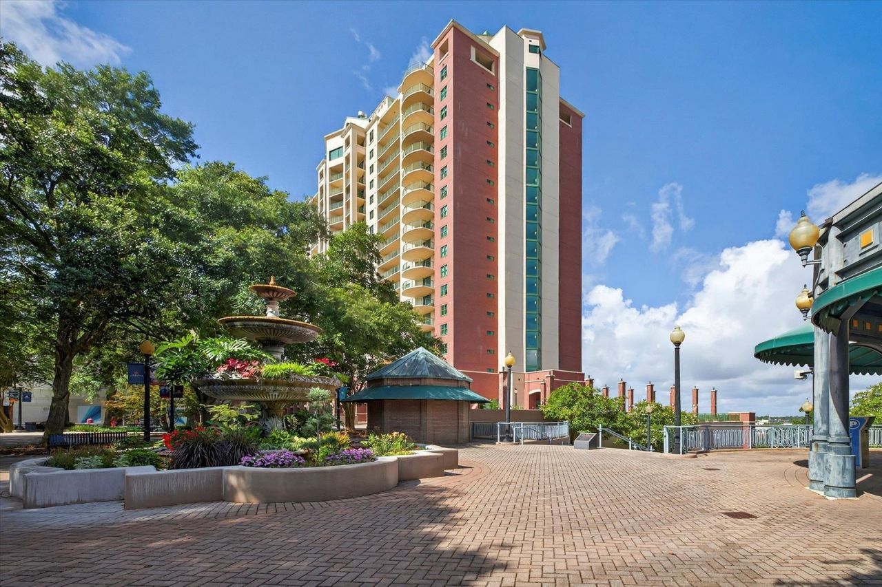 300 S Duval Street, Unit 1808, Tallahassee, FL 32301 Main Photo
