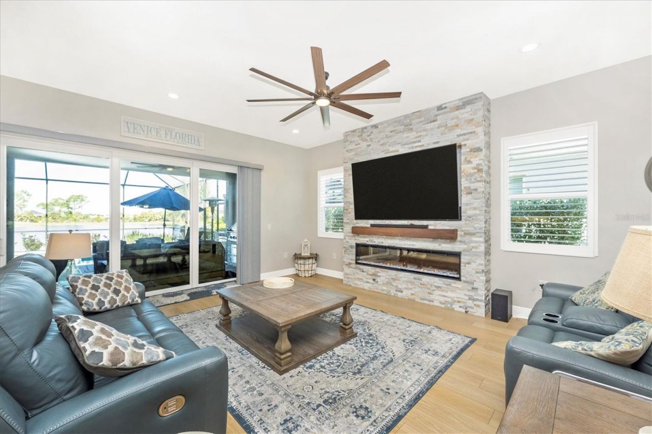 18805 Valleta Avenue, Venice, FL 34293 Photo