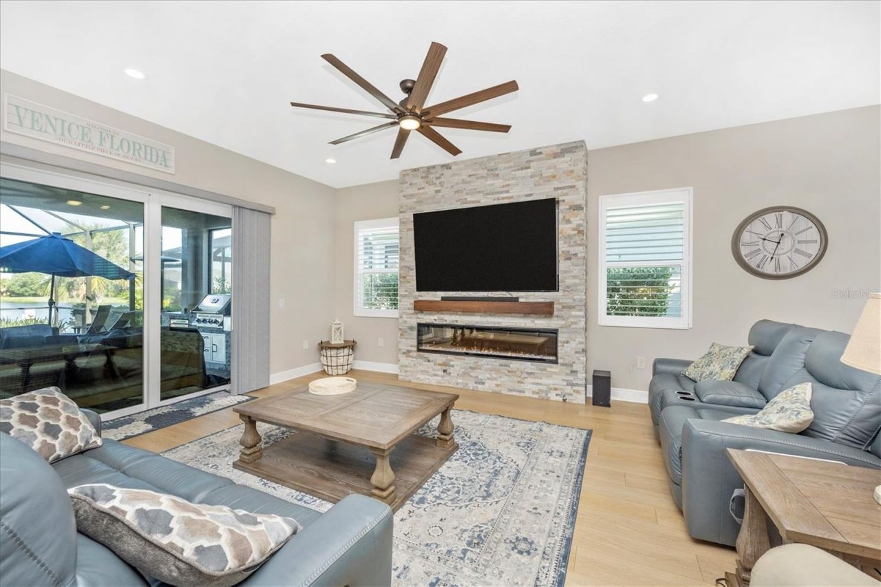 18805 Valleta Avenue, Venice, FL 34293 Photo