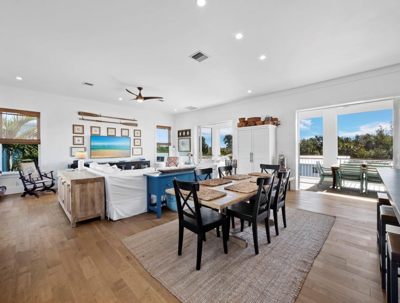 758 Saint Judes Drive N, Longboat Key, FL 34228 Photo