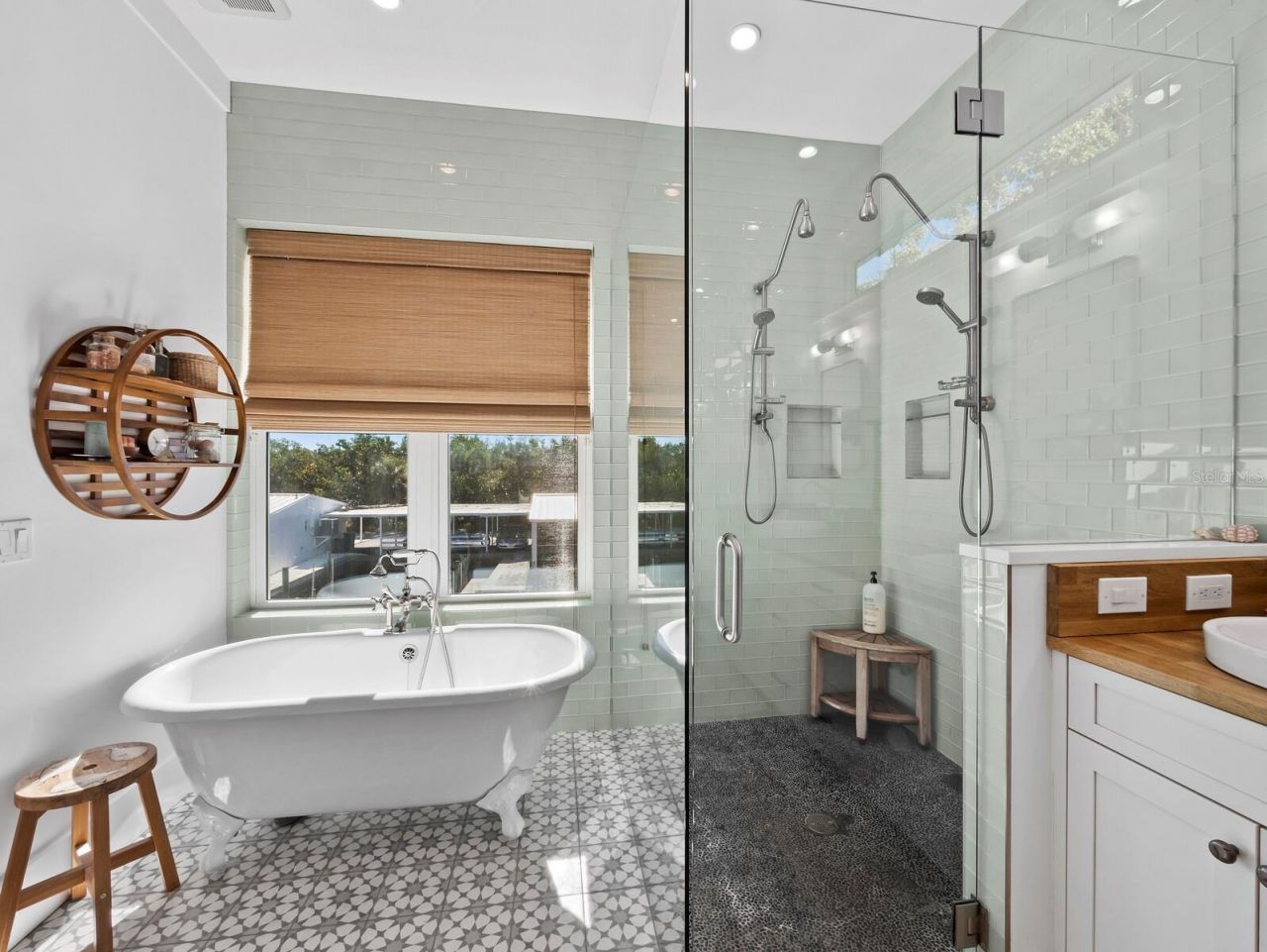 758 Saint Judes Drive N, Longboat Key, FL 34228 Photo