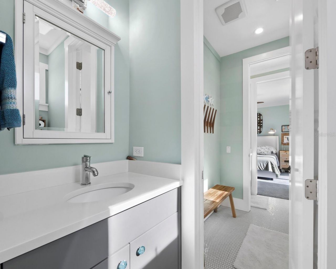 758 Saint Judes Drive N, Longboat Key, FL 34228 Photo