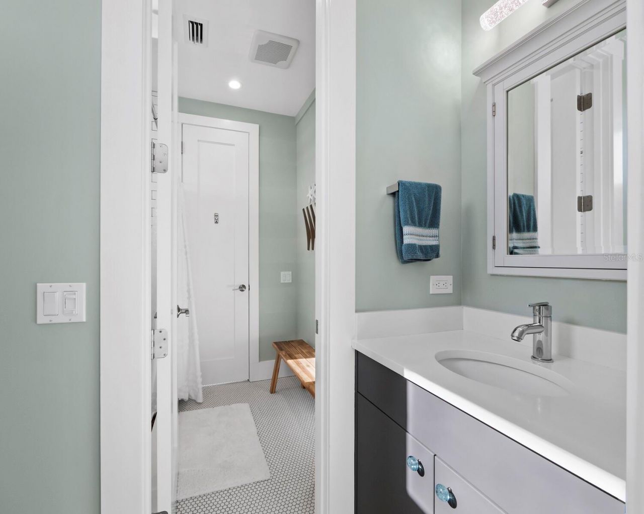 758 Saint Judes Drive N, Longboat Key, FL 34228 Photo