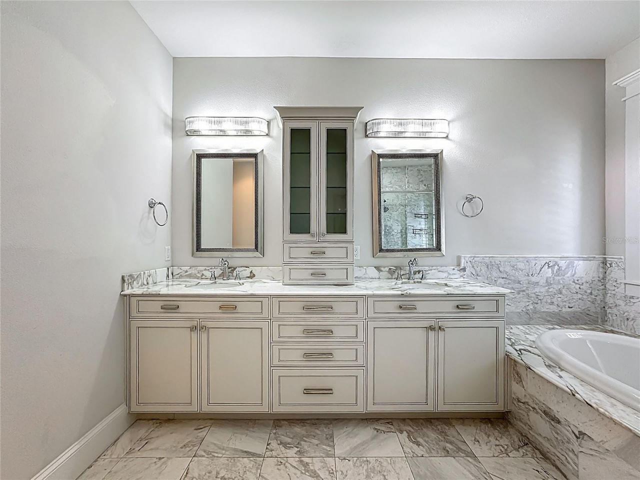 529 77th Street, Holmes Beach, FL 34217 Photo