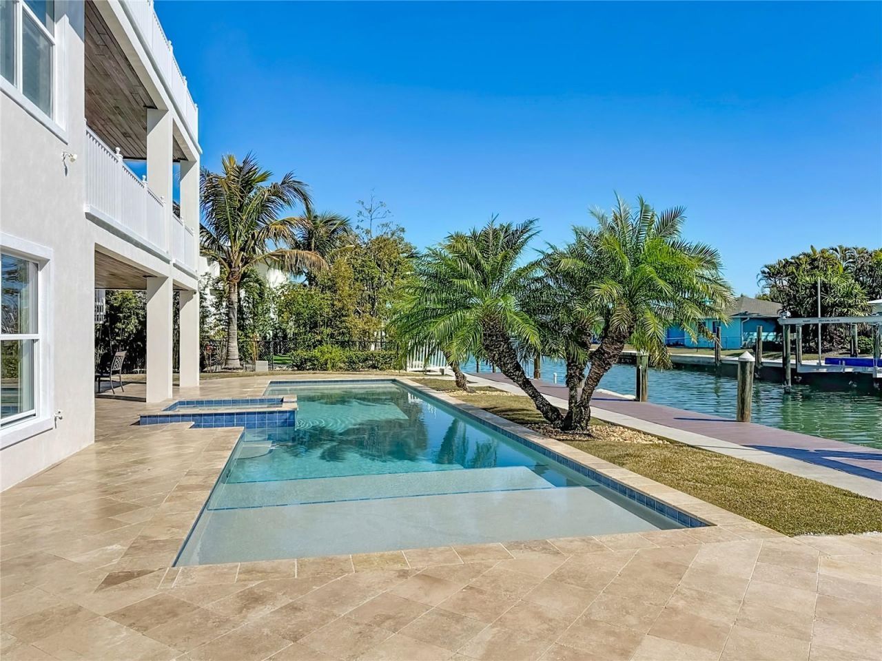529 77th Street, Holmes Beach, FL 34217 Photo