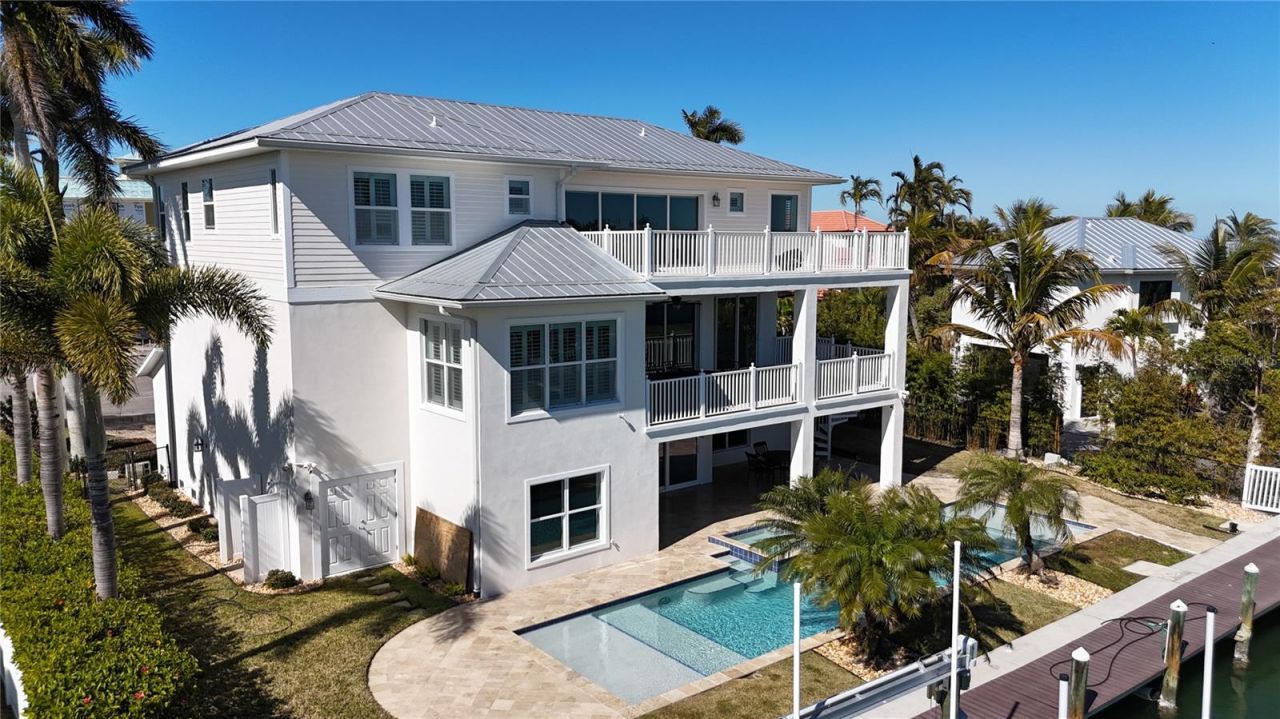 529 77th Street, Holmes Beach, FL 34217 Photo