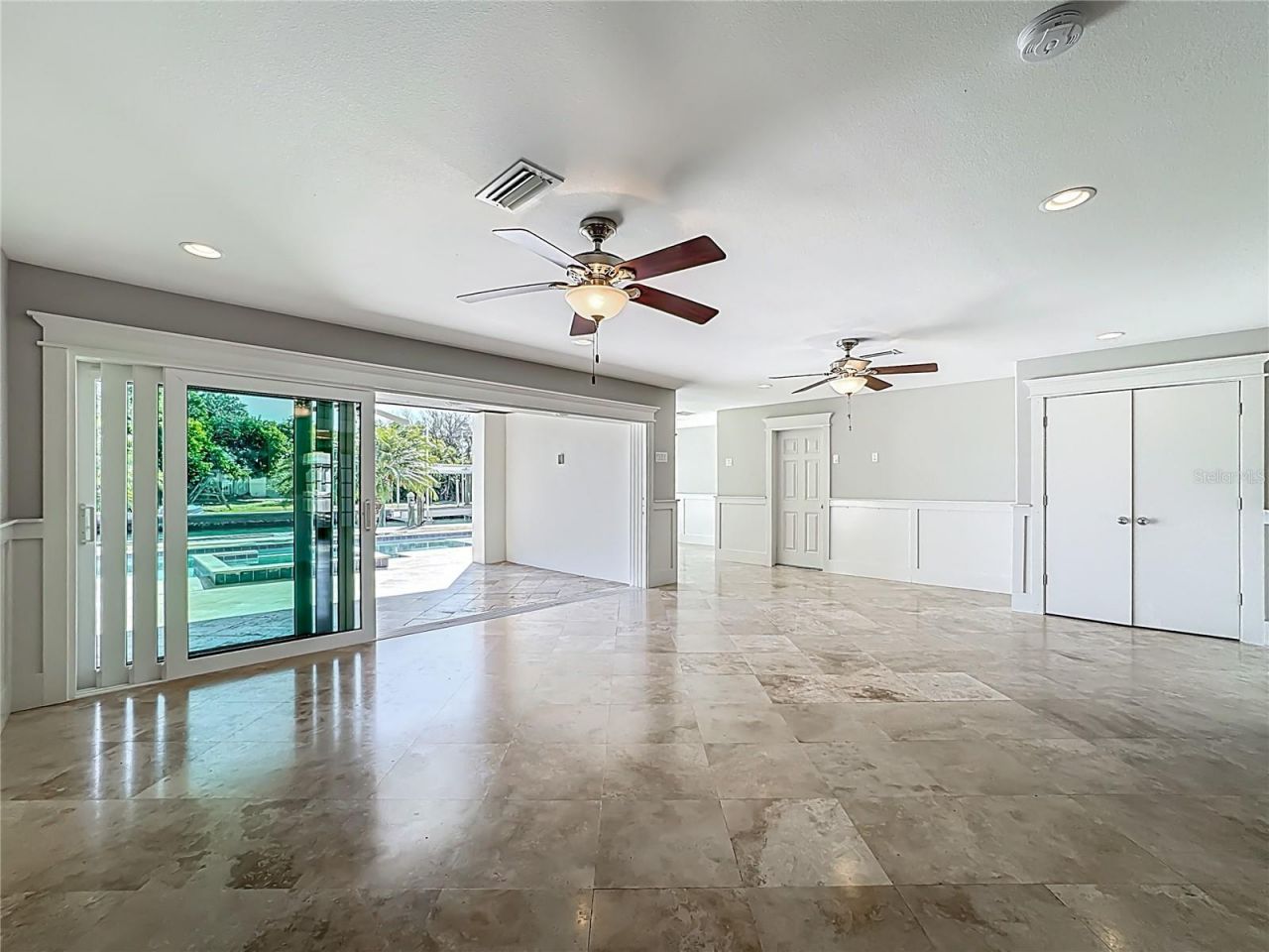 529 77th Street, Holmes Beach, FL 34217 Photo