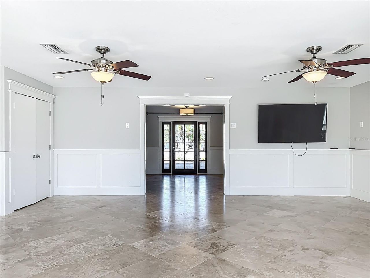 529 77th Street, Holmes Beach, FL 34217 Photo