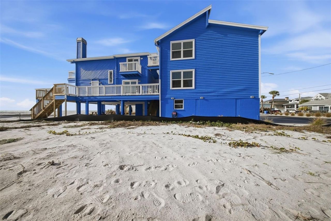 8430 W Gulf Boulevard, Treasure Island, FL 33706 Photo