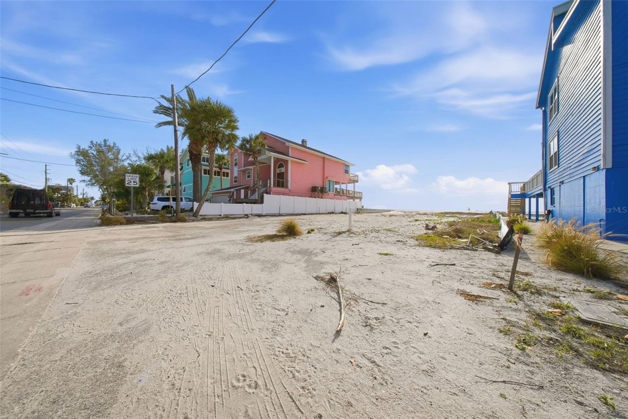 8430 W Gulf Boulevard, Treasure Island, FL 33706 Photo
